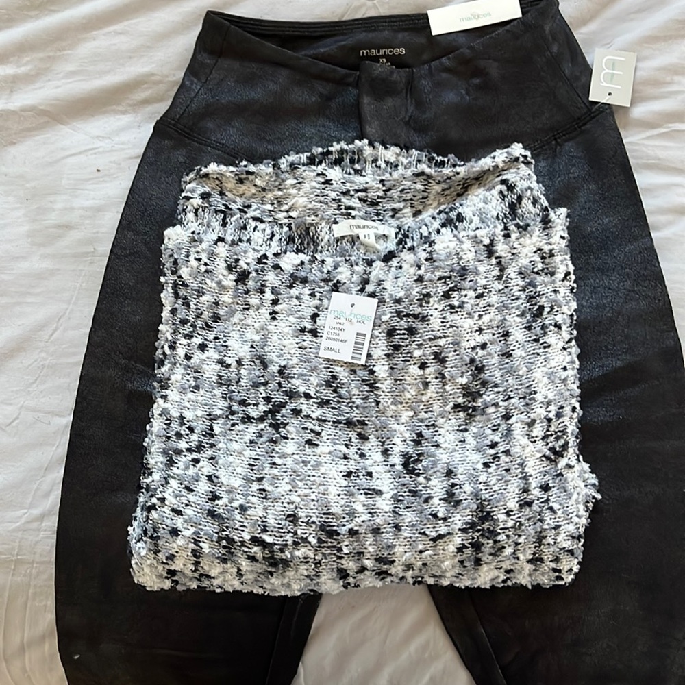 NWT Maurice’s leggings (XS) and sweater (S) outfit